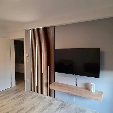 Stan Na Dan Zaga Bulevar Mira 26 Appartement